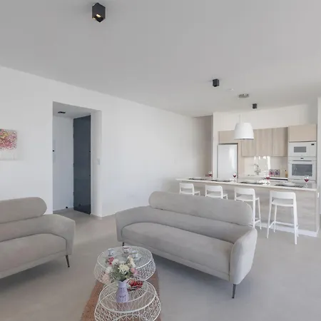 וילה Aqua Pearl פרוטאראס