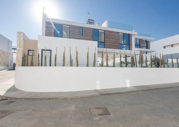 Aqua Pearl 普罗塔拉斯